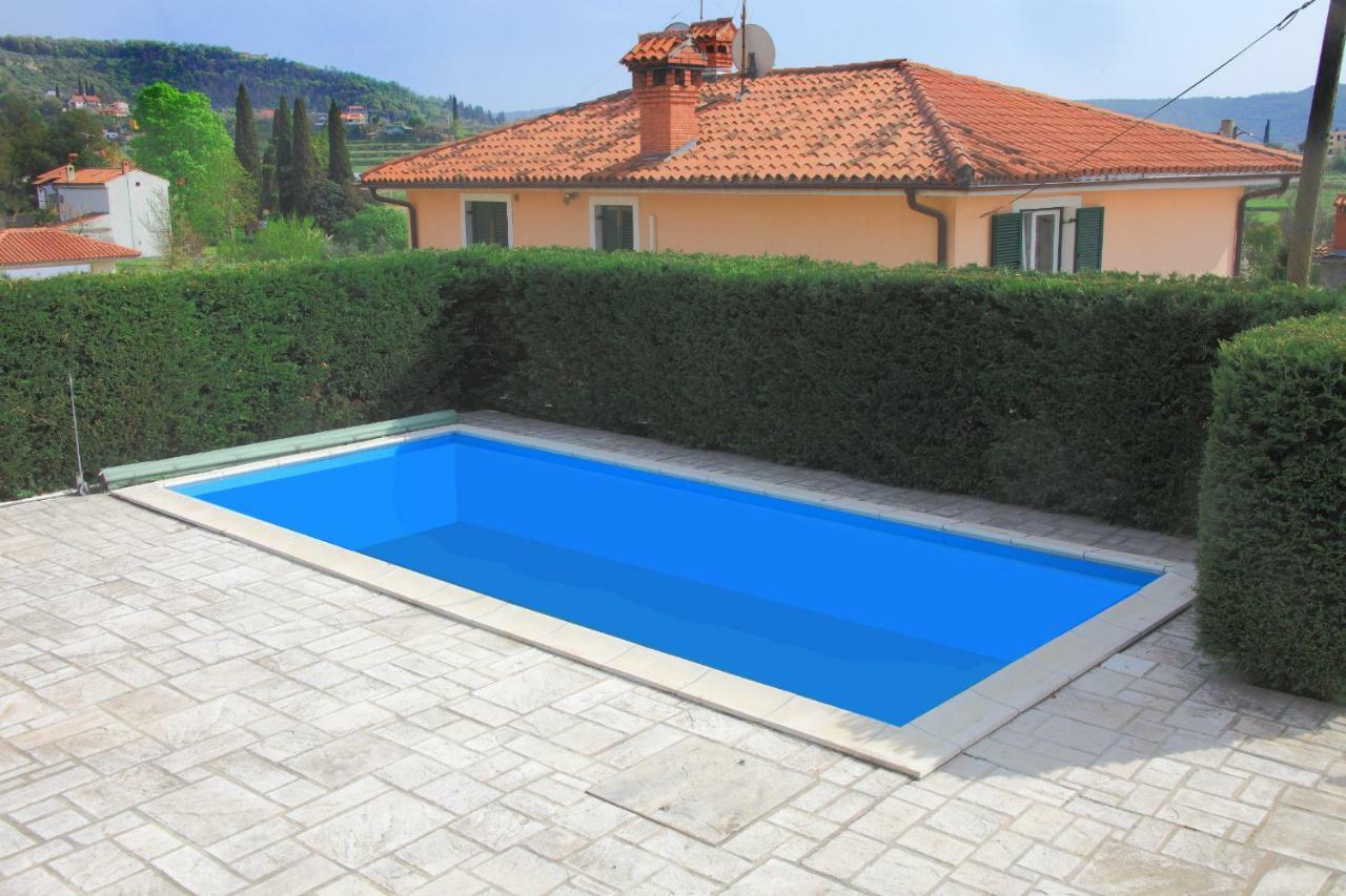 Spacious Villa In Parecag With A Swimming Pool Сечовлє Екстер'єр фото